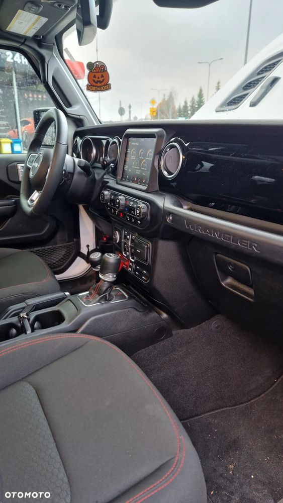 Jeep Wrangler 3.6 Unlim Rubicon X - 17