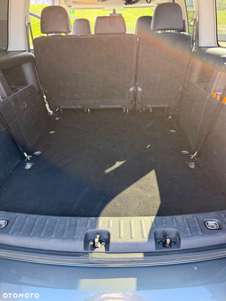 Volkswagen Caddy 2.0 TDI Highline 4Motion DSG - 13