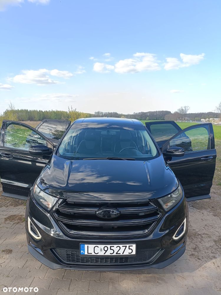 Ford Edge - 2
