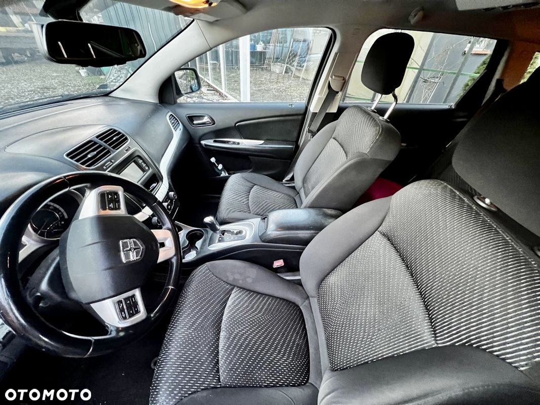 Dodge Journey - 5