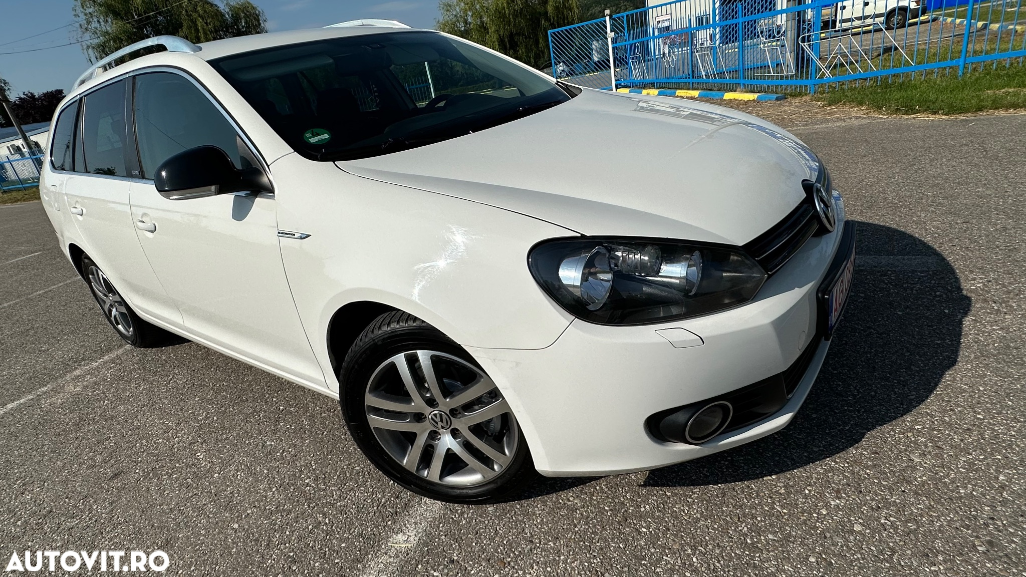 Volkswagen Golf 1.6 TDI BMT Highline - 38