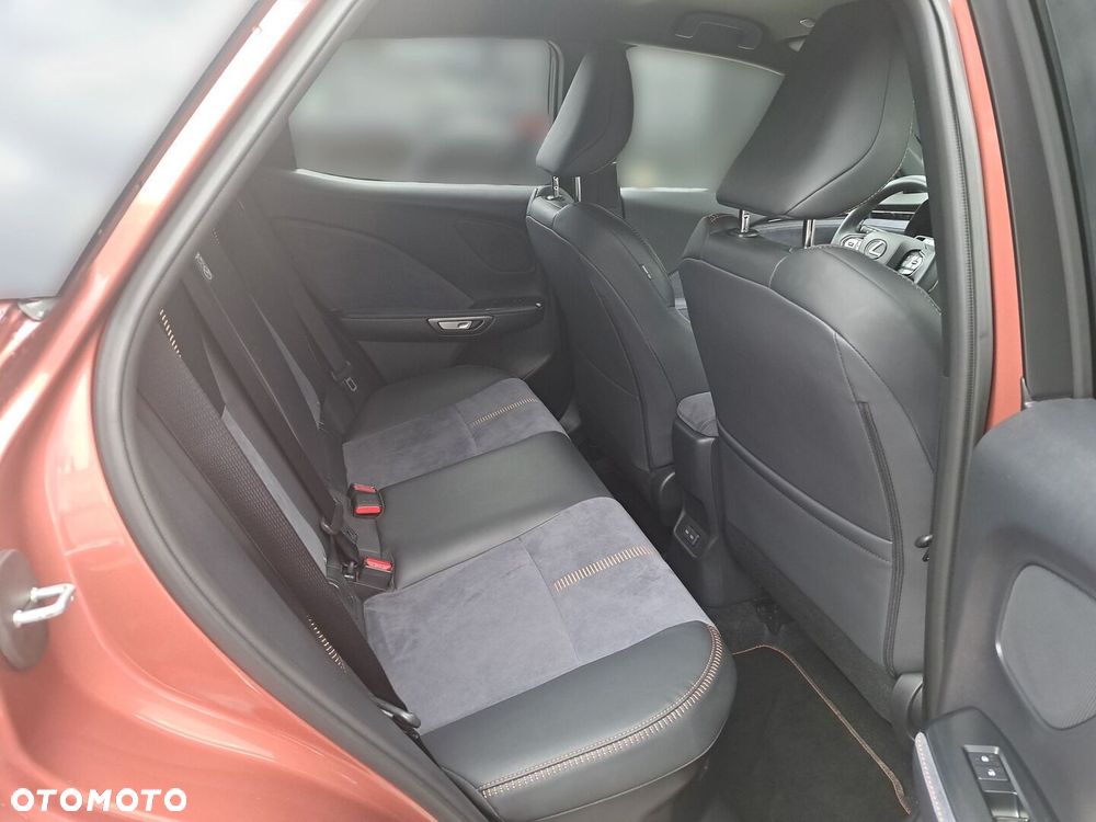 Lexus LBX 1.5 Hybrid Cool - 22