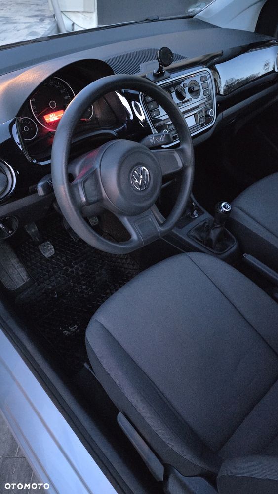 Volkswagen up! - 6