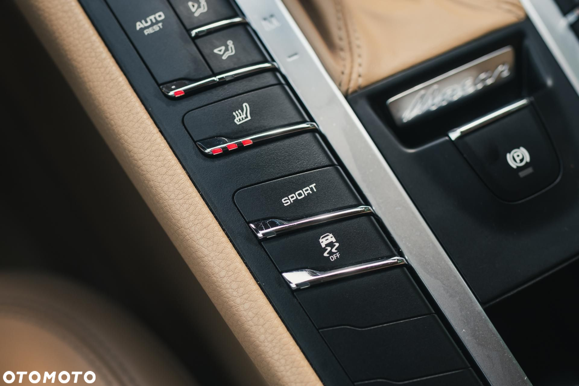 Porsche Macan - 23
