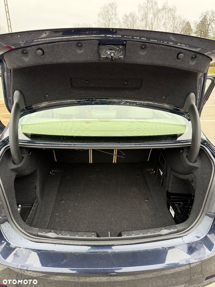 BMW Seria 3 328i xDrive - 22