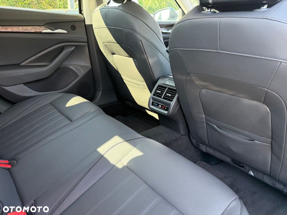 Skoda Superb 2.0 TDI SCR 4x4 L&K DSG - 13