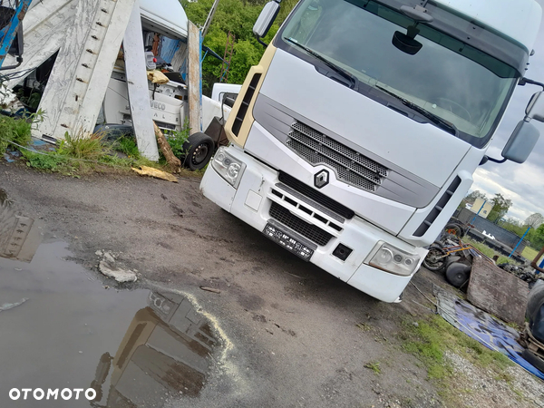 RESOR PRZOD  RENAULT PREMIUM DXI  00R