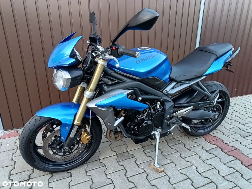 Triumph Street Triple - 19