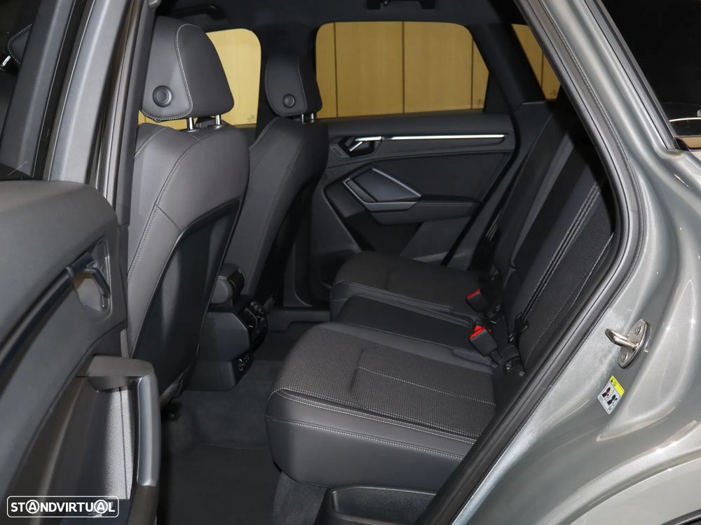 Audi Q3 40 TFSI quattro S tronic S line - 15