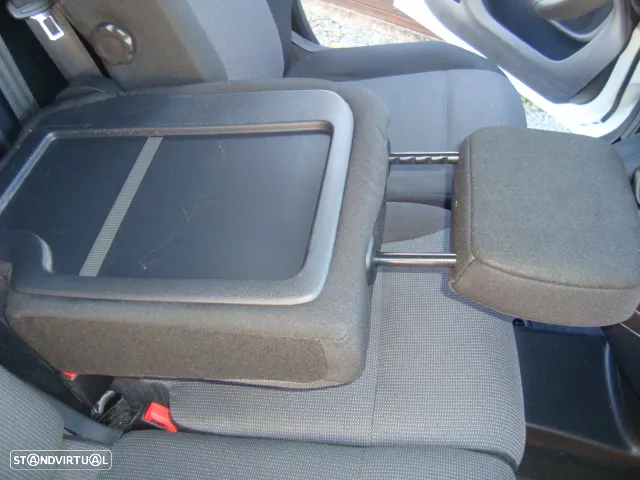 Opel COMBO  LONGA - 25