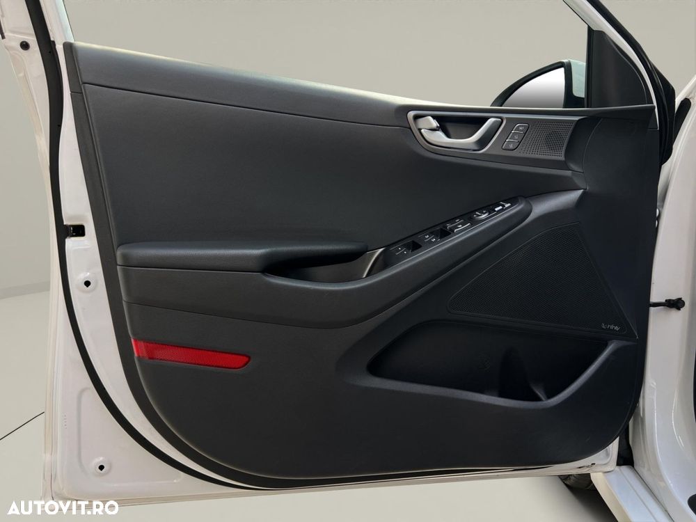 Hyundai IONIQ 1.6 141CP Exclusive - 19