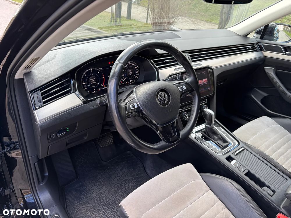 Volkswagen Passat 2.0 TDI BMT Highline DSG7 - 22
