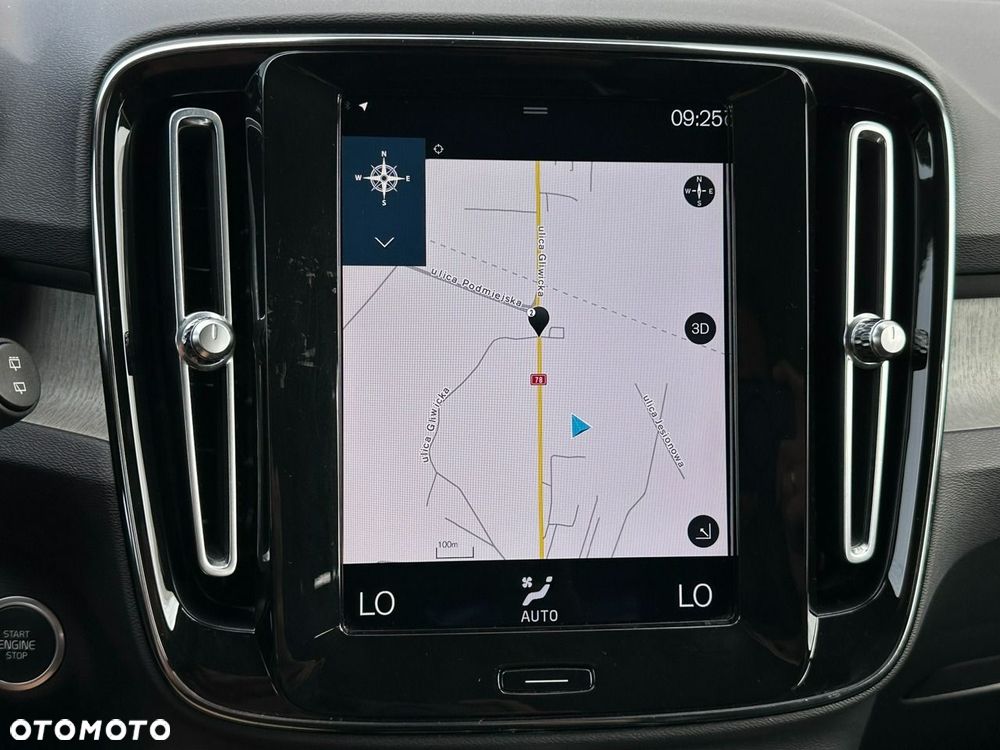 Volvo XC 40 - 29