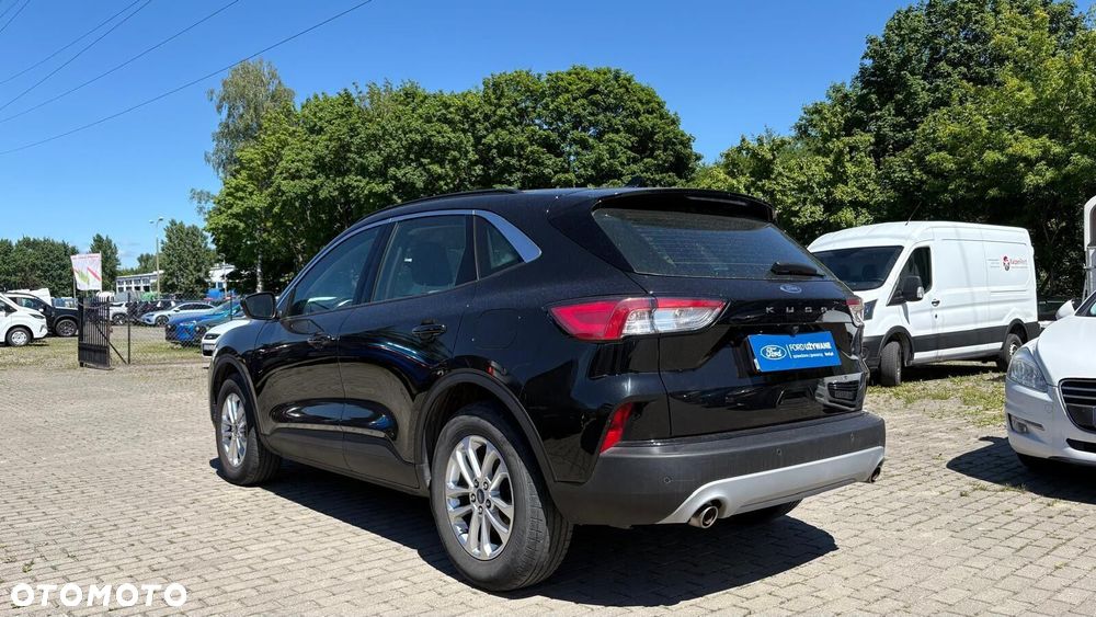 Ford Kuga - 2