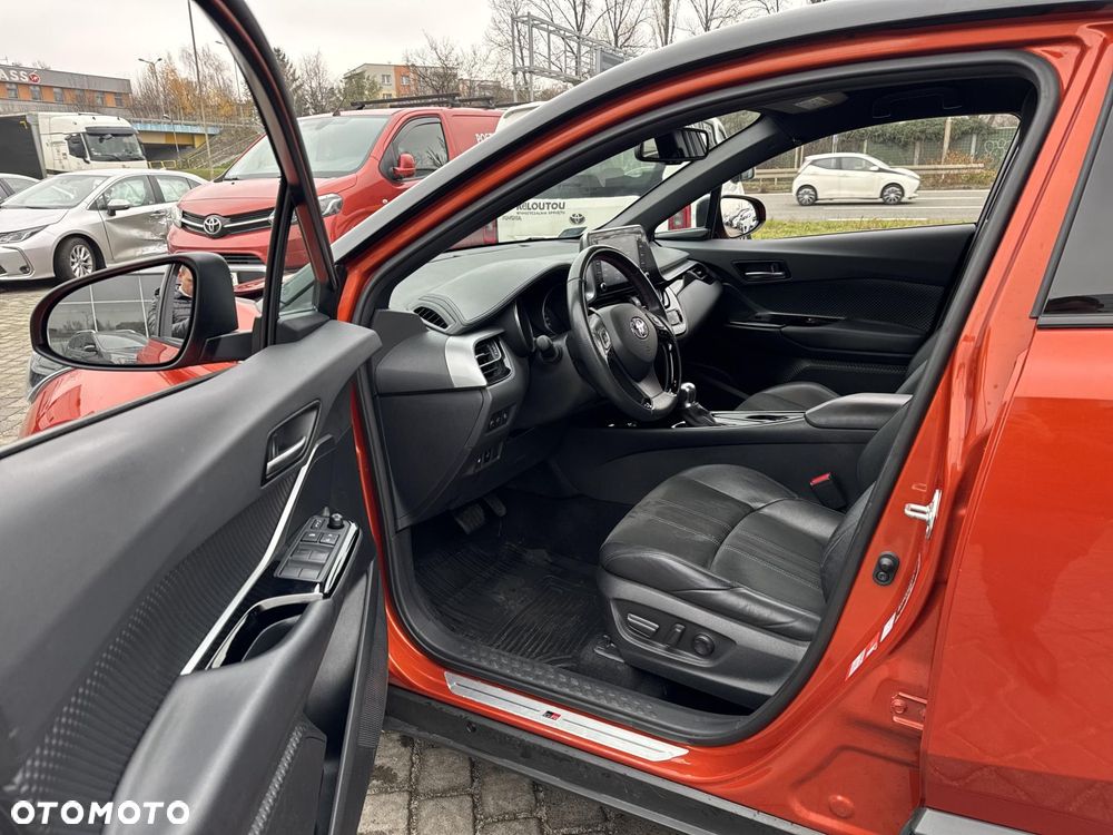 Toyota C-HR 2.0 Hybrid GR Sport - 23