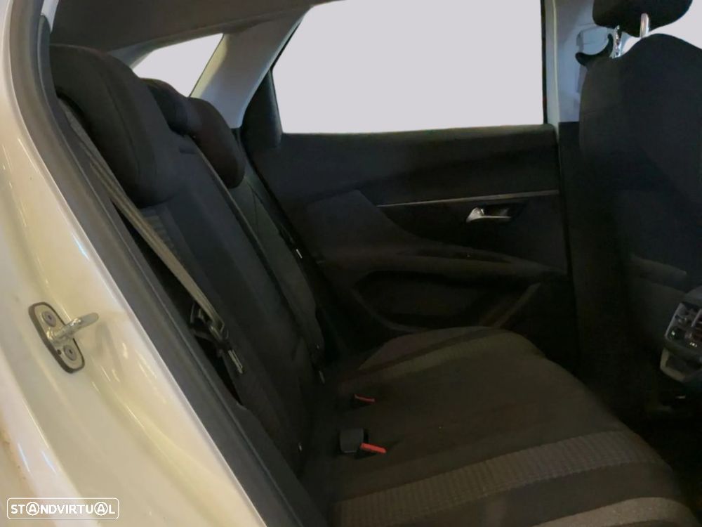 Peugeot 3008 1.2 PureTech Active - 5