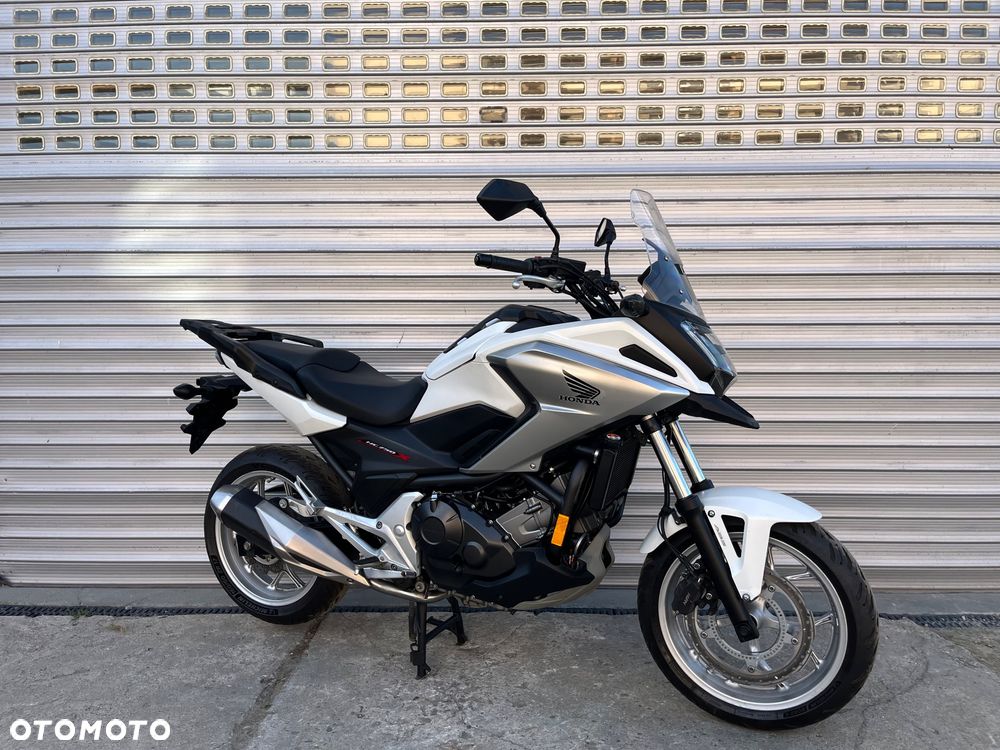 Honda NC - 25