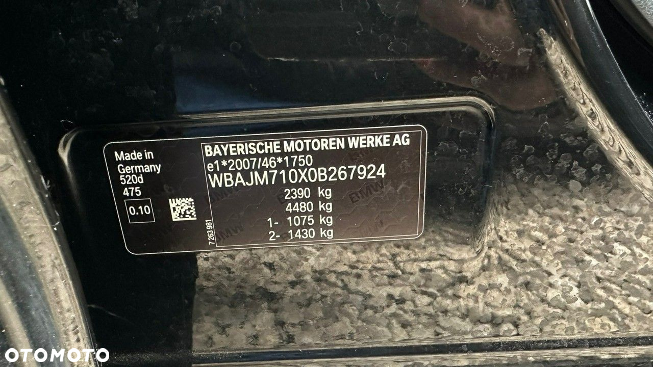 BMW Seria 5 - 31