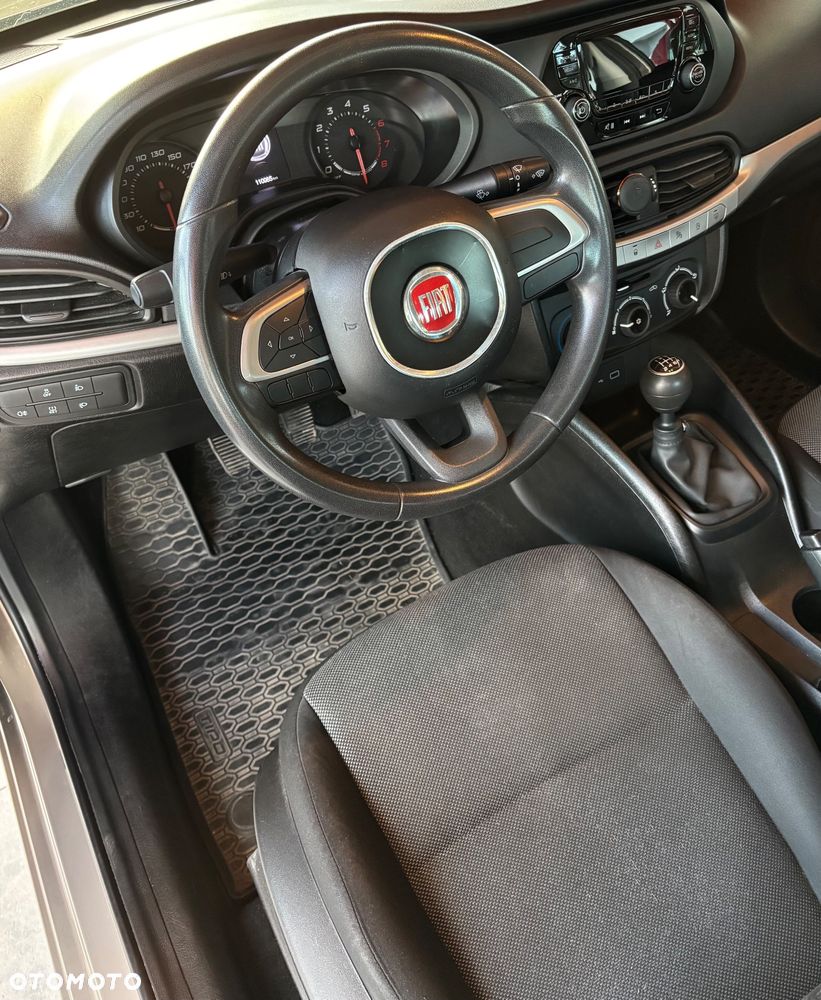 Fiat Tipo 1.4 16V Pop - 10