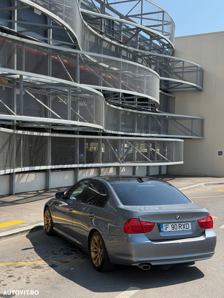 BMW Seria 3 320d DPF - 8