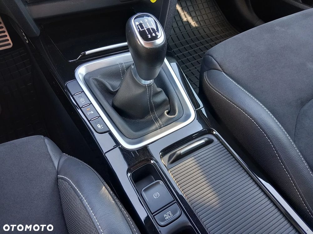 Kia ProCeed - 22