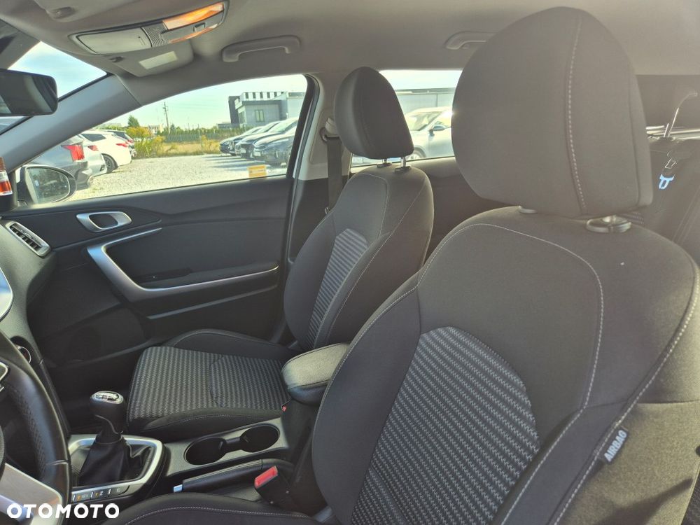 Kia Ceed 1.5 T-GDI M - 15