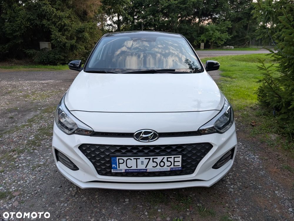 Hyundai i20 - 12