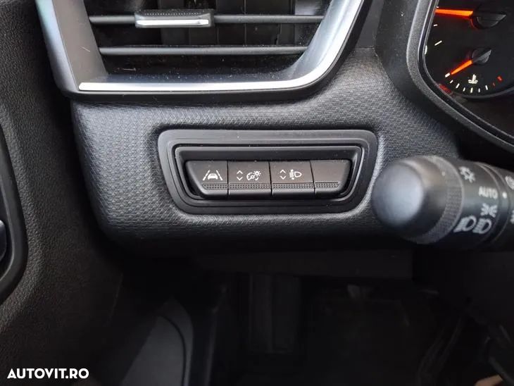 Renault Clio BLUE dCi 100 BUSINESS EDITION - 24