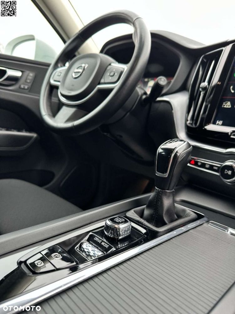 Volvo XC 60 D3 Momentum - 34