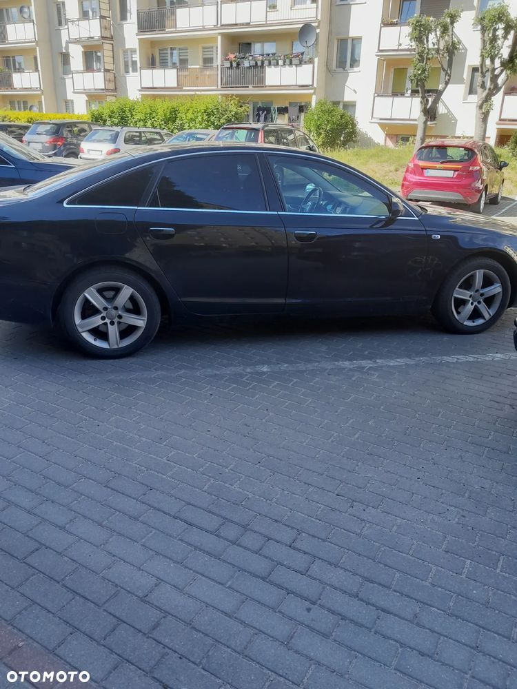 Audi A6 Limousine 2.4 - 2