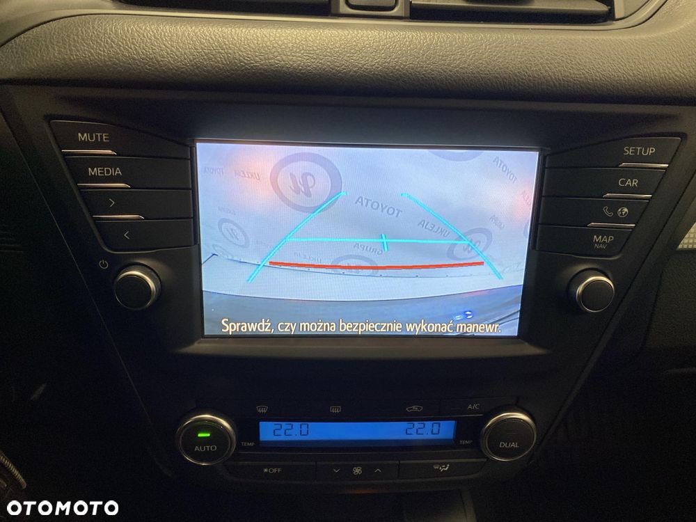 Toyota Avensis 2.0 D-4D Premium - 17