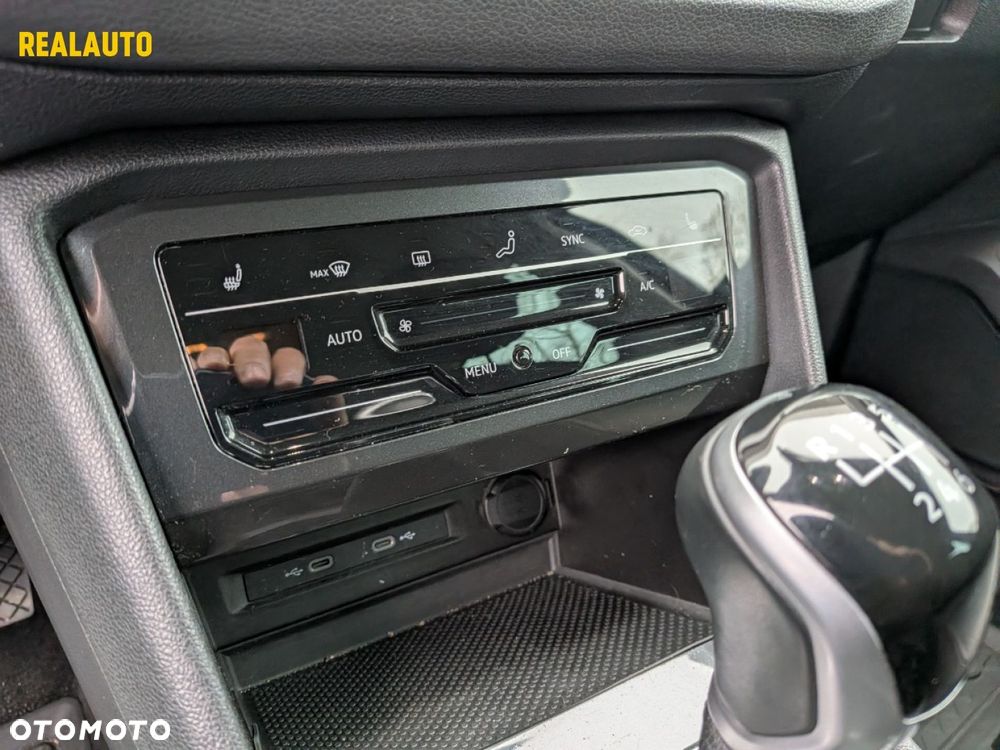 Volkswagen Tiguan - 18