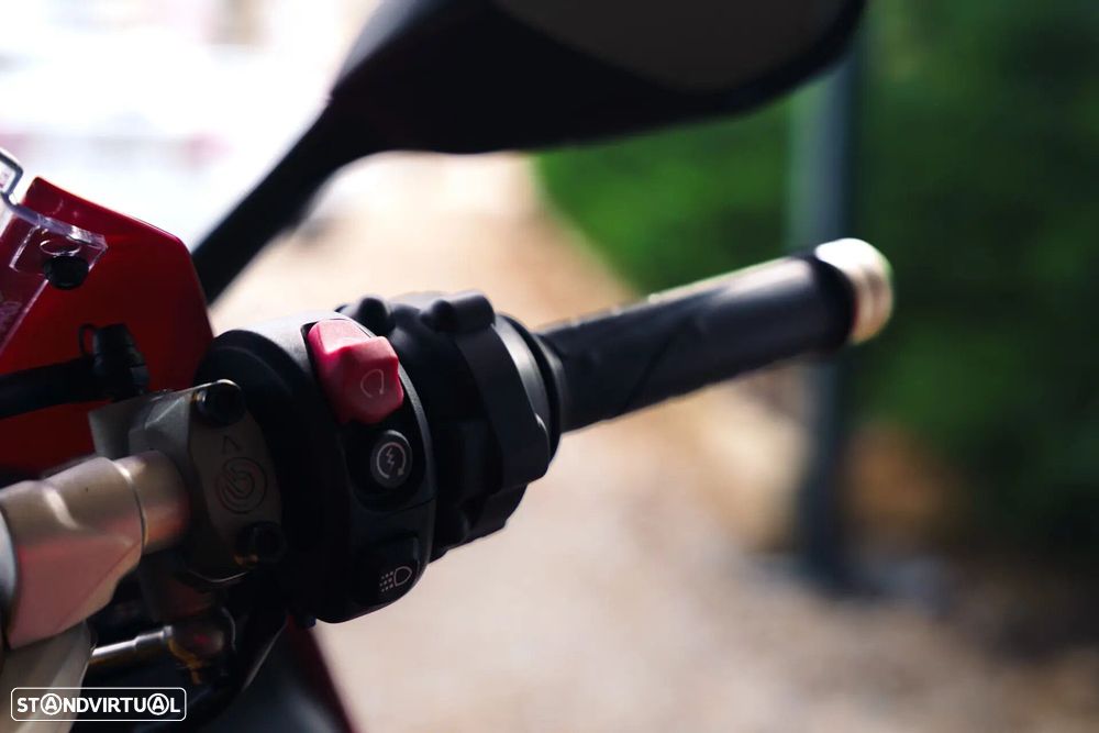 Ducati Panigale V2 - 16