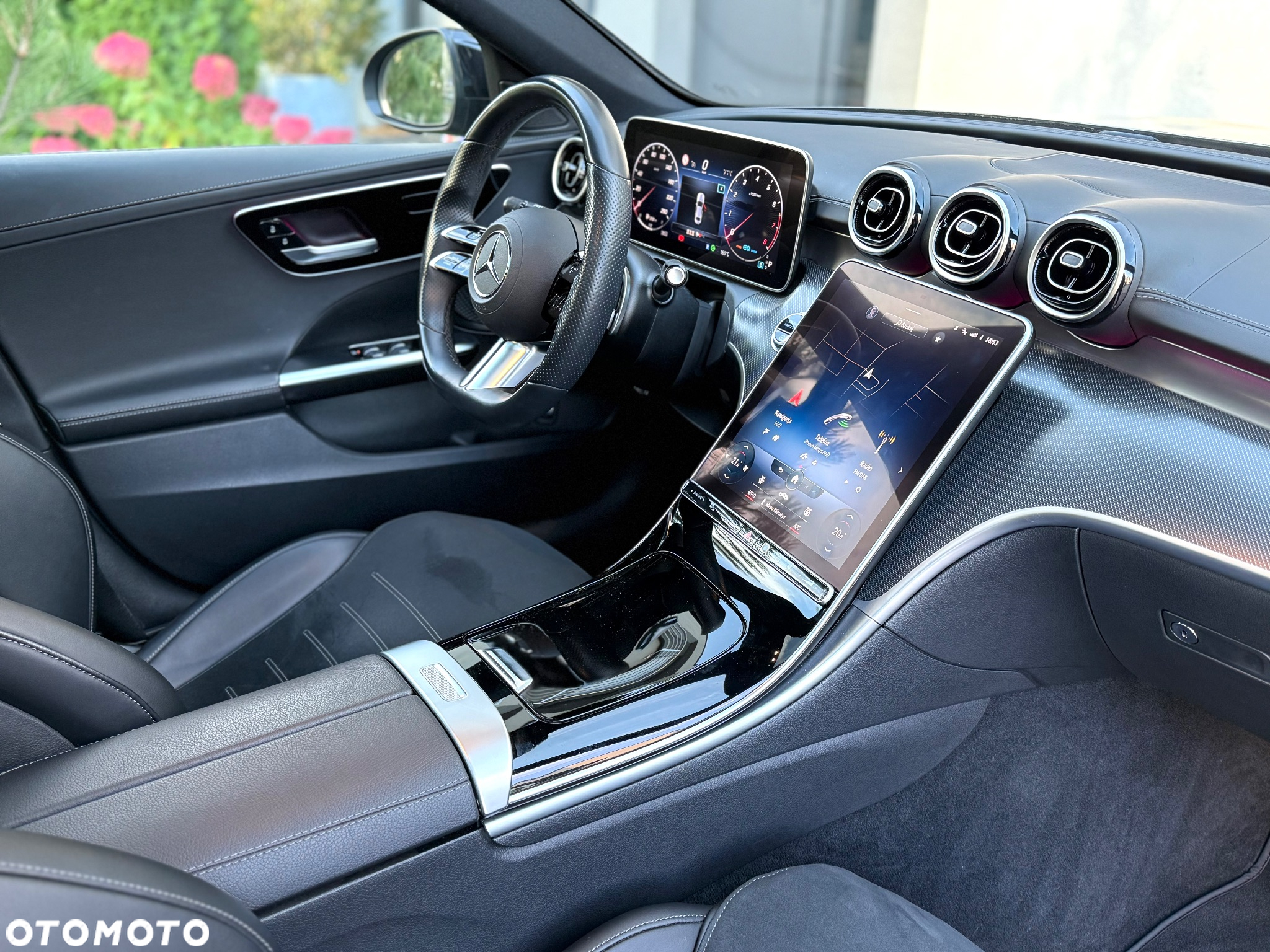 Mercedes-Benz Klasa C 300 4MATIC 9G-TRONIC - 24