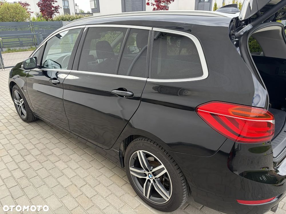 BMW Seria 2 220i Sport-Aut Sport Line - 12