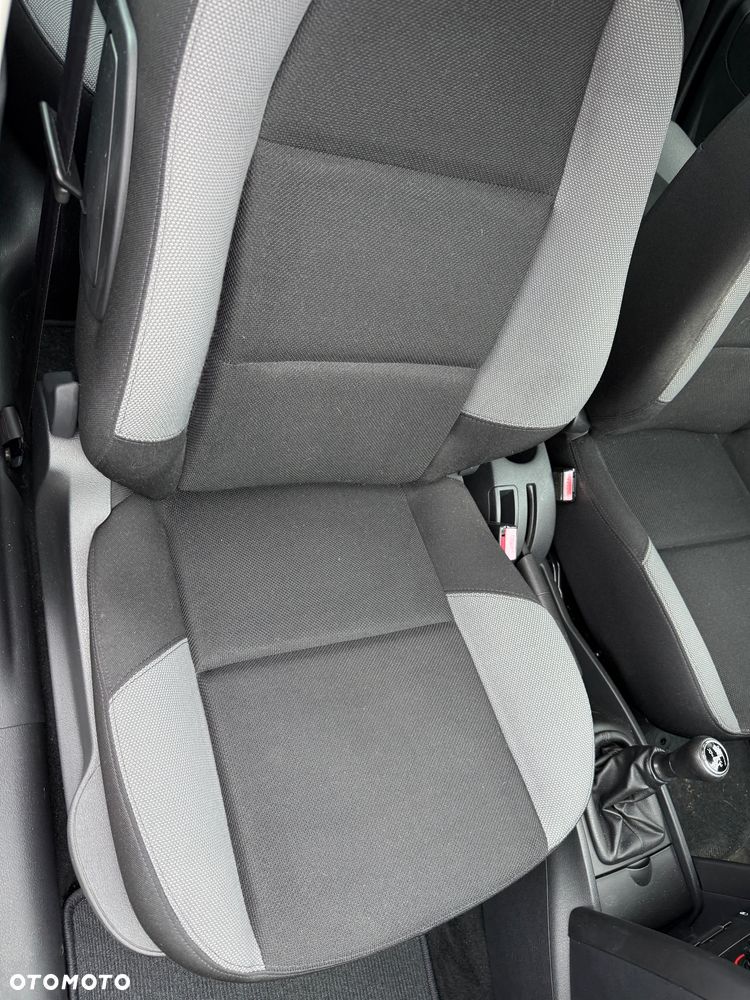 Peugeot 207 95 VTi Urban Style - 9