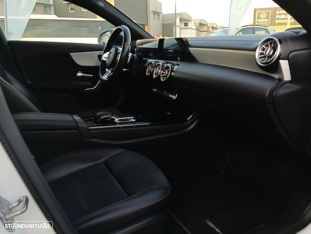 Mercedes-Benz CLA 180 d AMG Line - 27