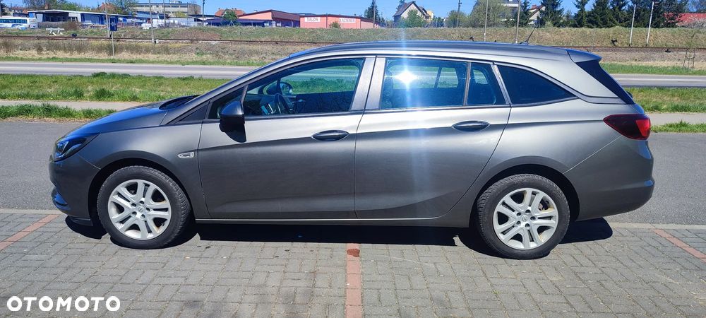 Opel Astra 1.6 CDTI Enjoy - 8