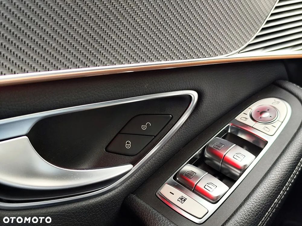 Mercedes-Benz EQC 400 4-Matic - 29