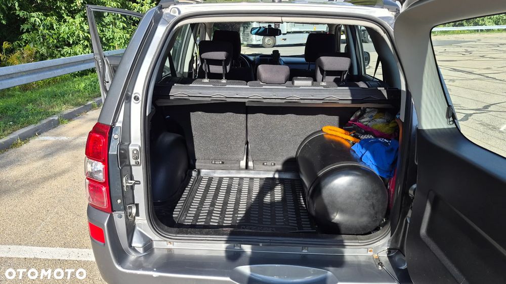 Suzuki Grand Vitara - 23