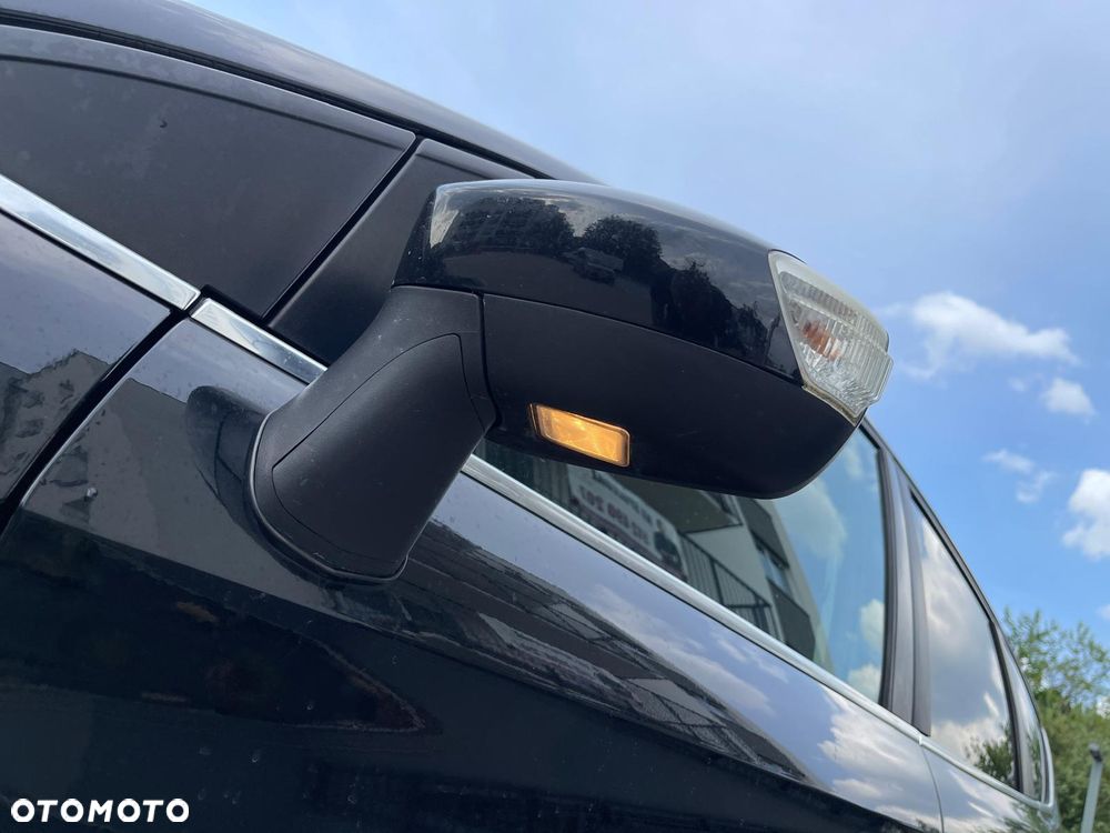 Ford Kuga - 38