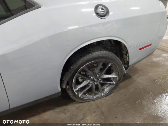 Dodge Challenger 3.6 GT AWD - 14