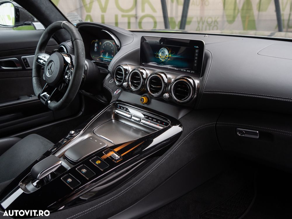 Mercedes-Benz AMG GT - 30