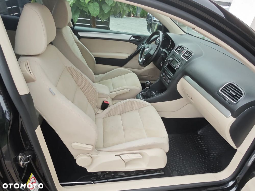 Volkswagen Golf - 18
