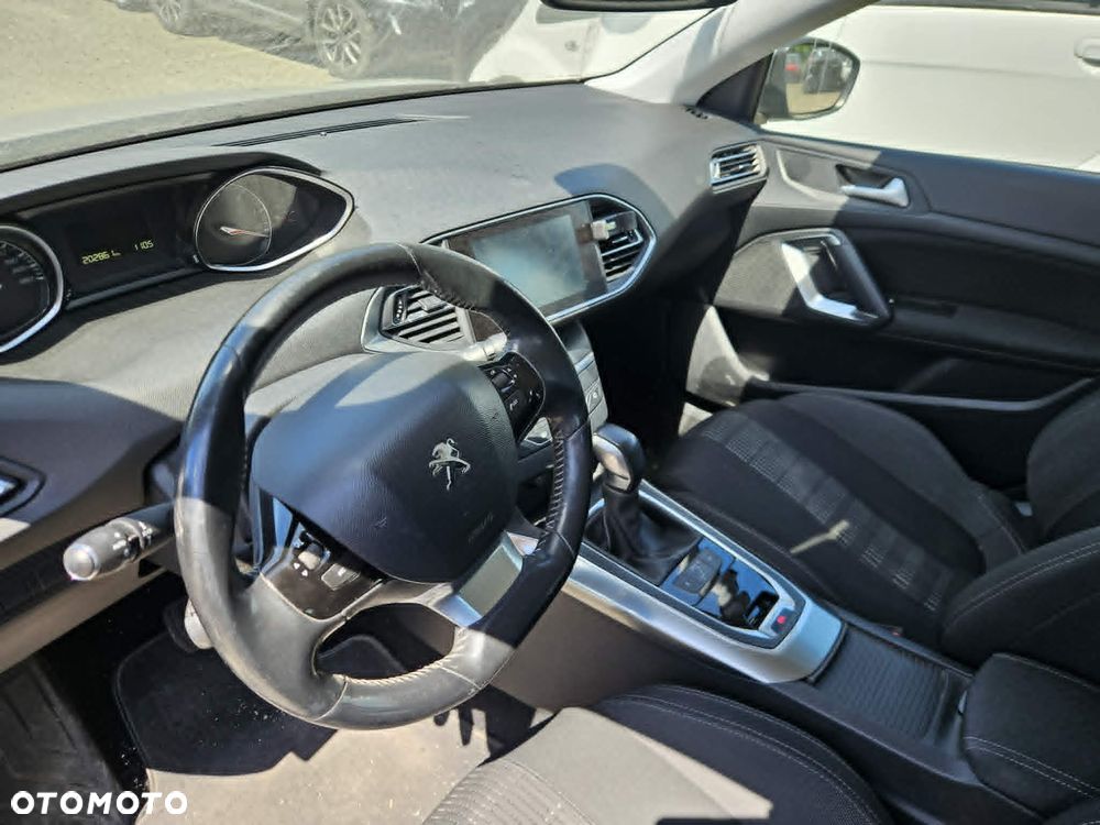 Peugeot 308 BlueHDi 150 EAT6 Stop & Start Business-Line - 8