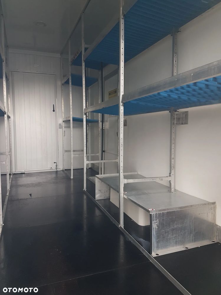 Iveco DAILY KONTENER NISKOPODŁOGOWY 4,43x2,23x2,43 SKLEP FOODTRUCK BAR KLIMA KONIOWÓZ KAMPER - 19