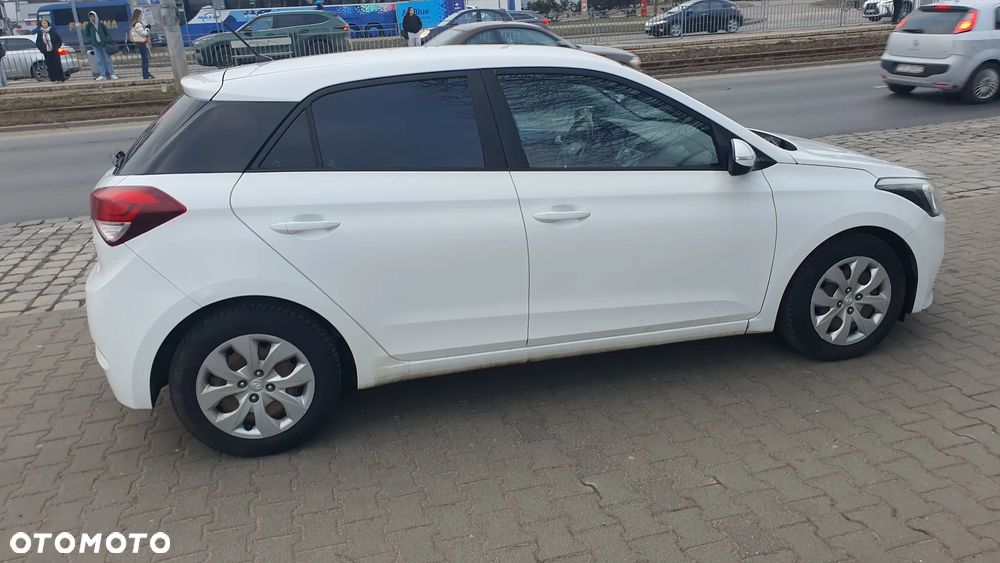 Hyundai i20 1.1 CRDi Classic + - 18