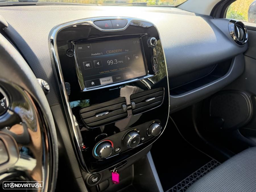 Renault Clio 0.9 TCE Dynamique S - 13