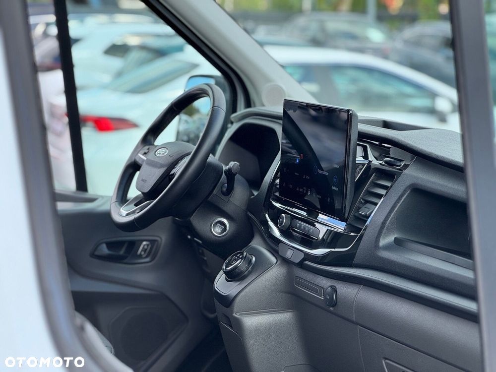 Ford e-transit 350 L4H3 - 38