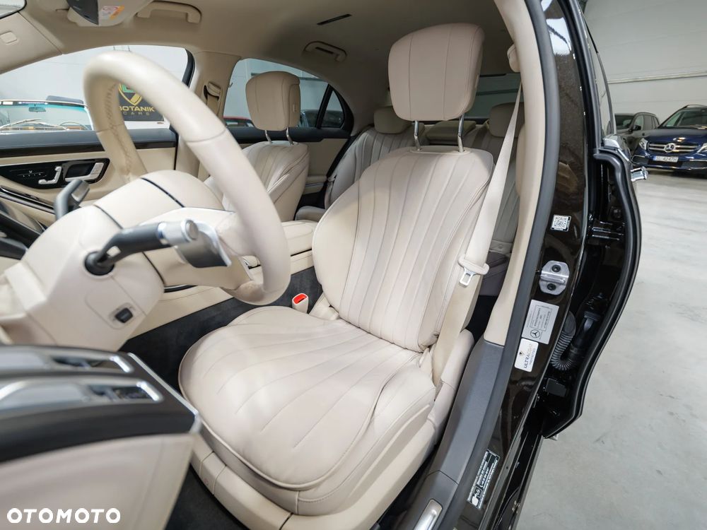 Mercedes-Benz Klasa S 500 4-Matic L 9G-TRONIC - 17